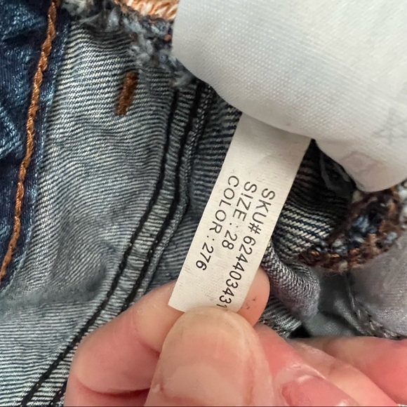 Abercrombie & Fitch Signature Collection Rip + Repair Ankle Straight Jeans - Picture 9 of 11